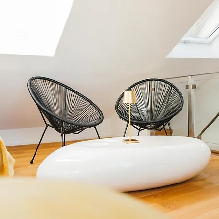 Heimatel - Luxury Penthouse Loft Apartment Ravensburg Exterior photo